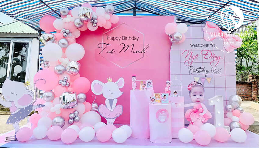 trang trí sinh nhật cho bé gái Tuệ Minh