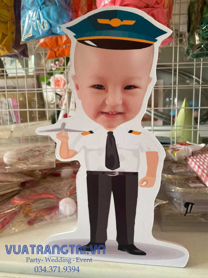 Hình chipi sinh nhật bé trai cảnh sát biển đẹp